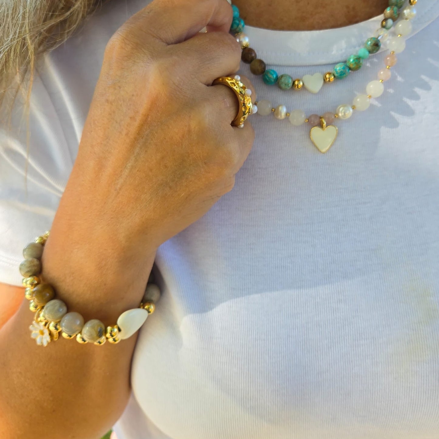 Amour Nacre Necklace