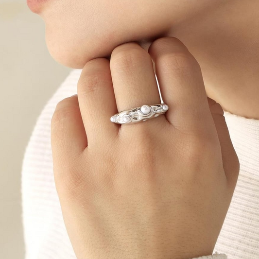 Victoria Ring