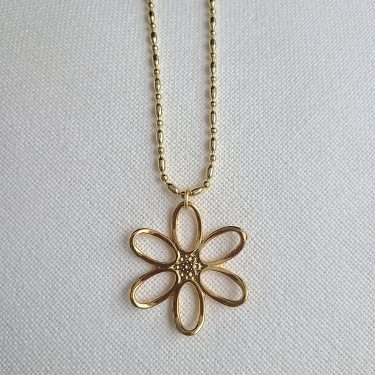 Gardenia Necklace