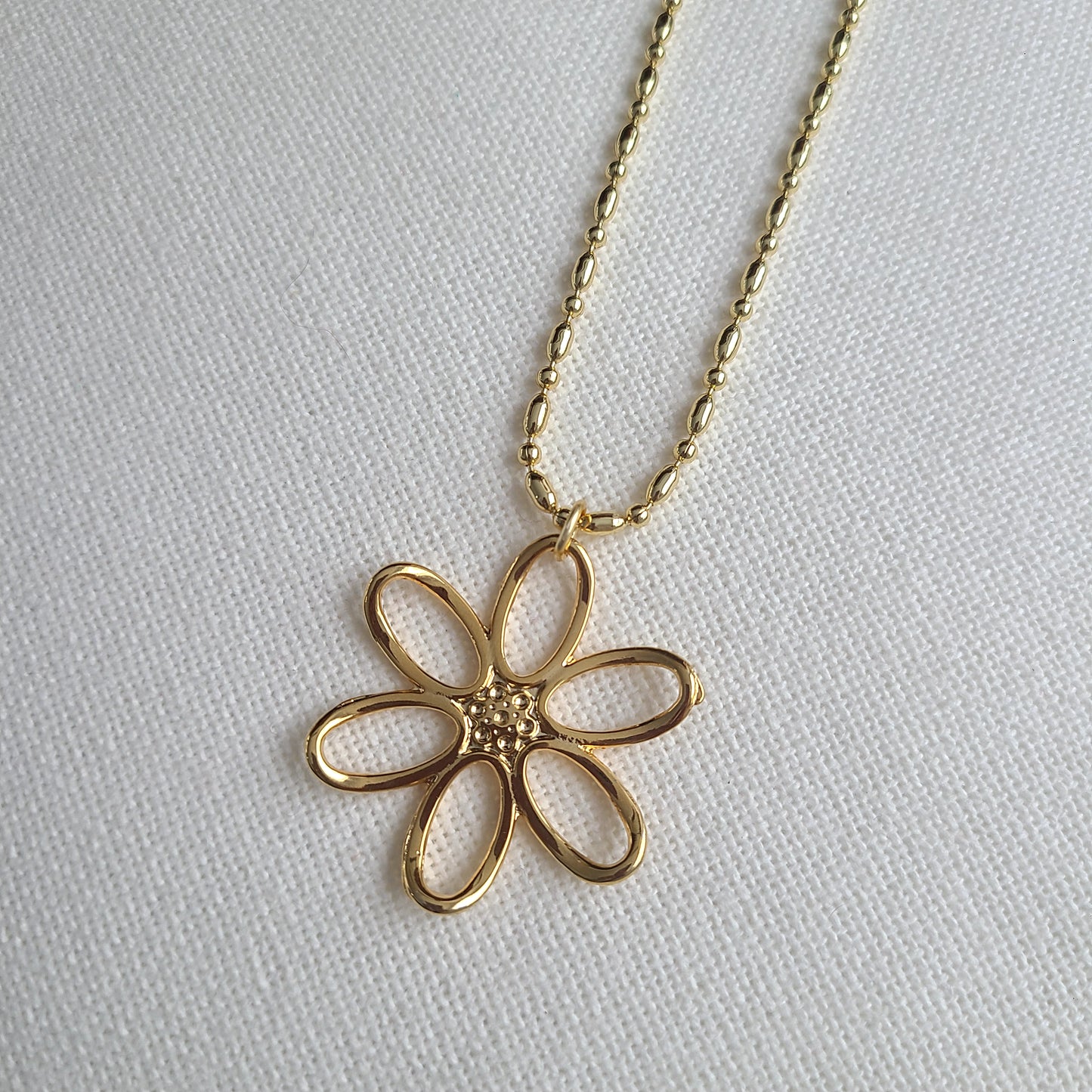 Gardenia Necklace