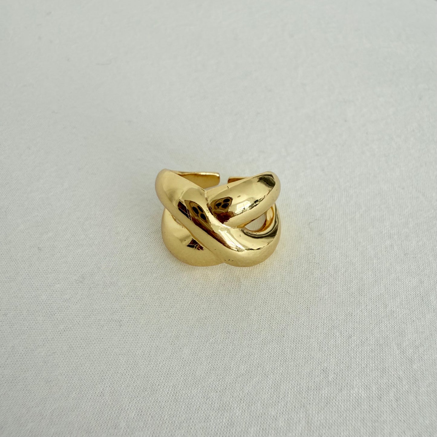Nora Ring