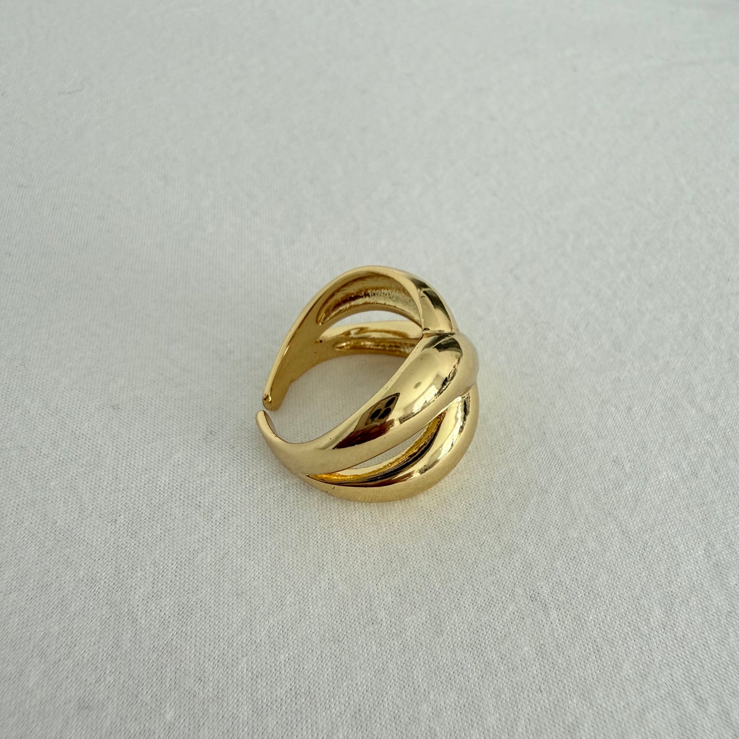 Nora Ring