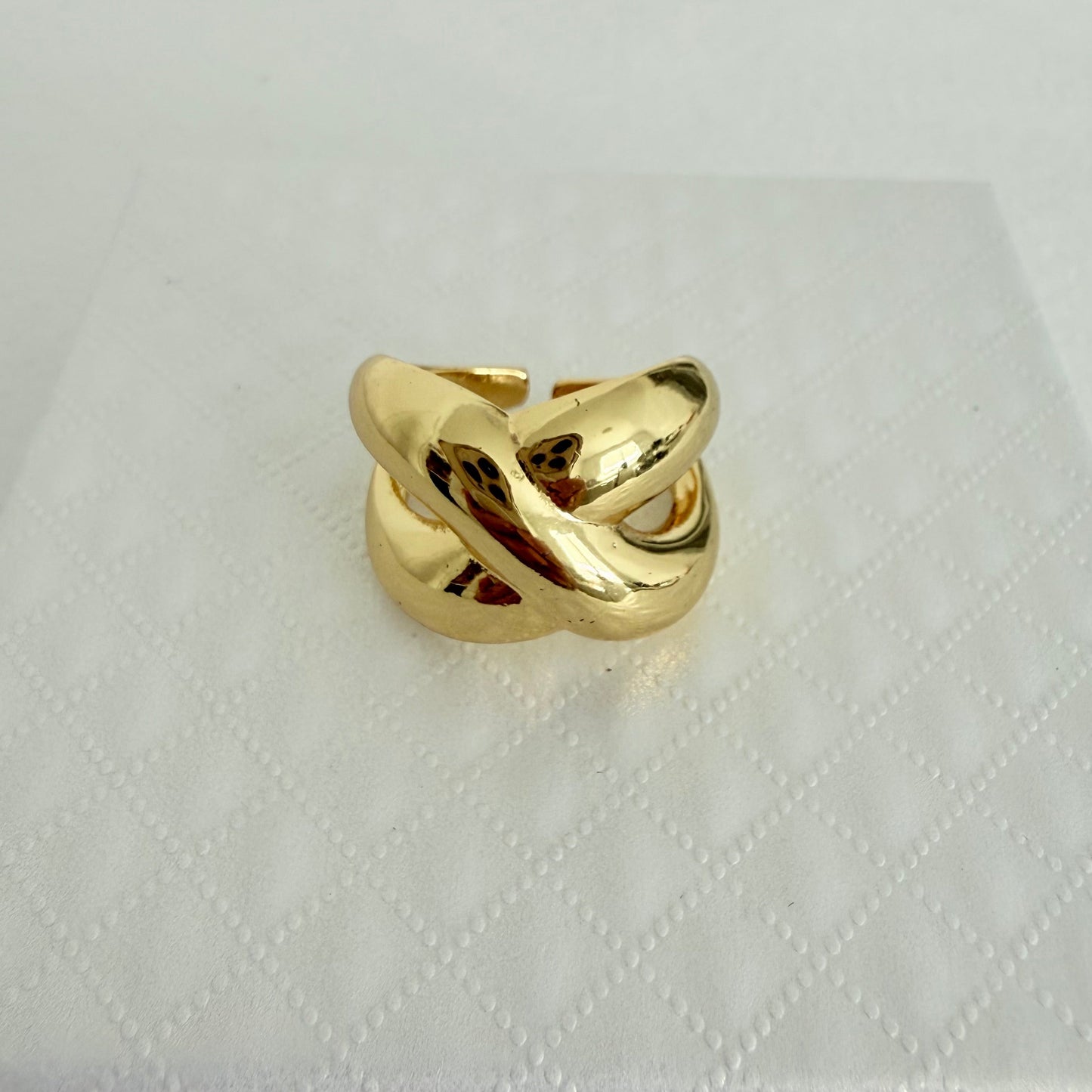 Nora Ring
