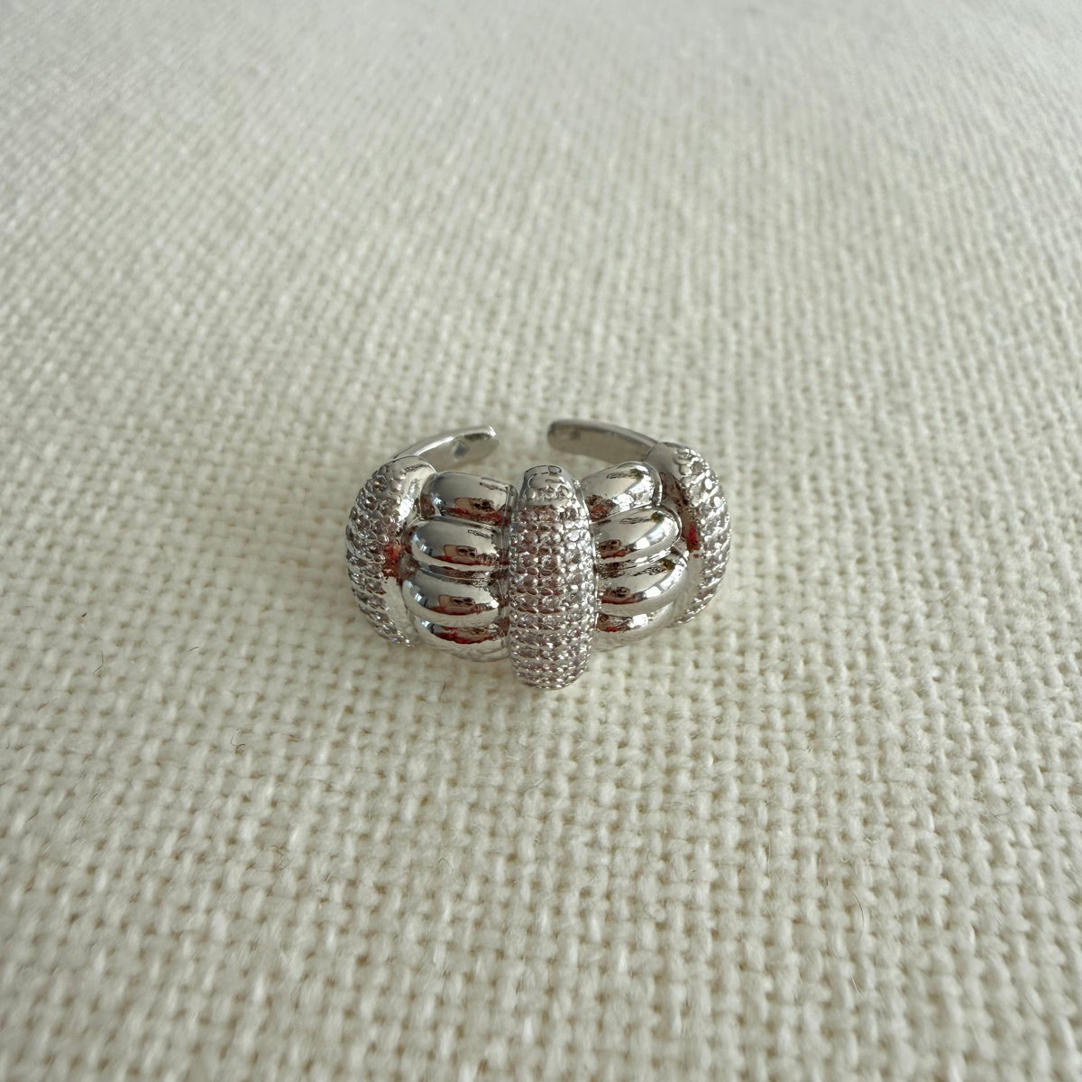 Evelina Ring