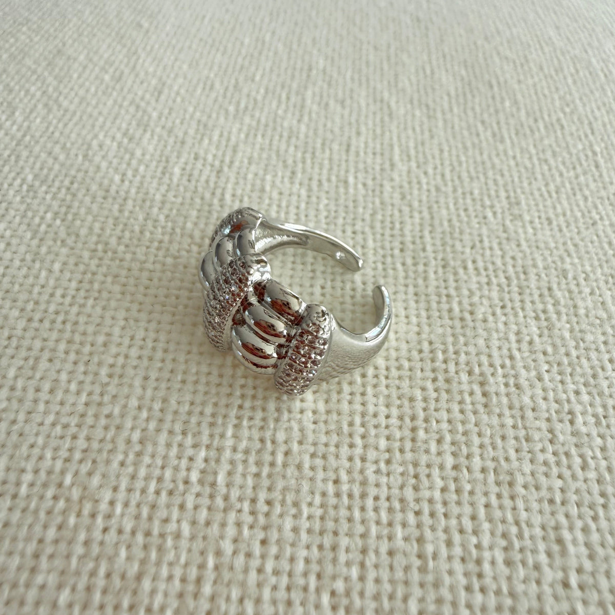 Evelina Ring