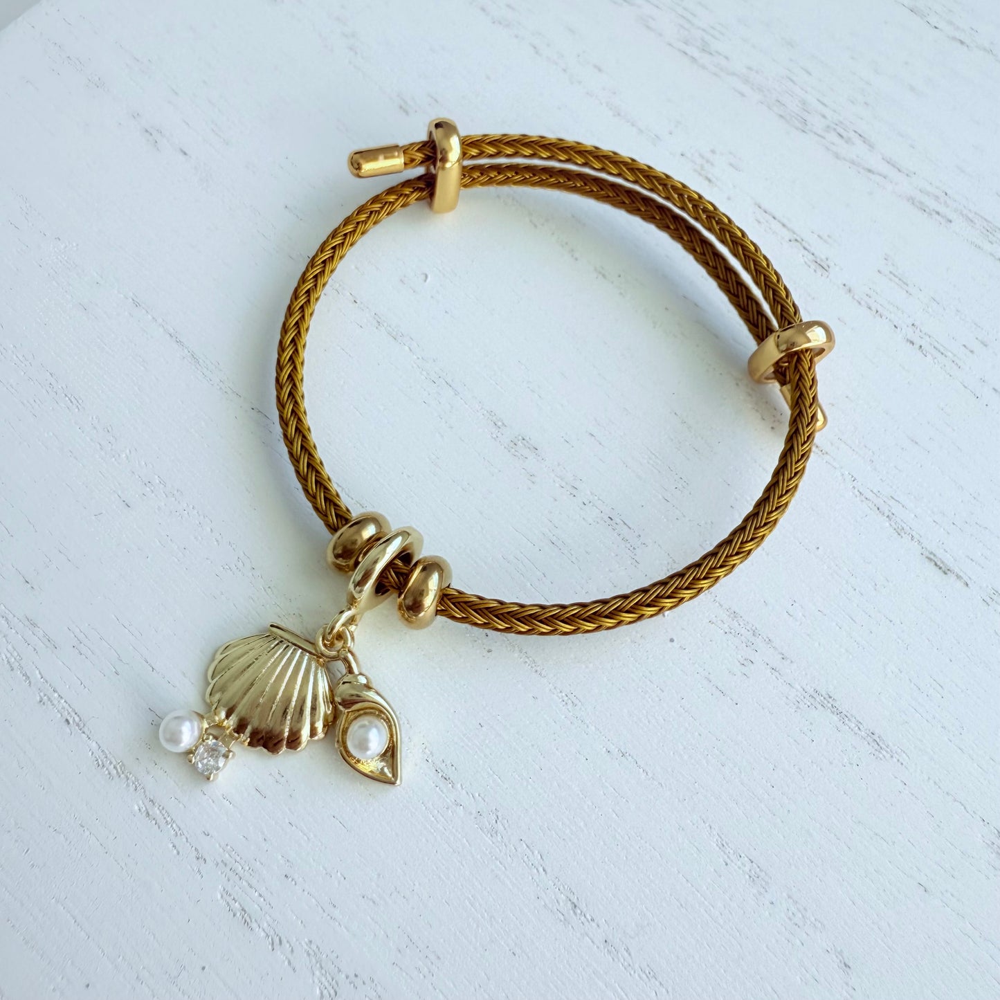 Shells Charms Bracelet