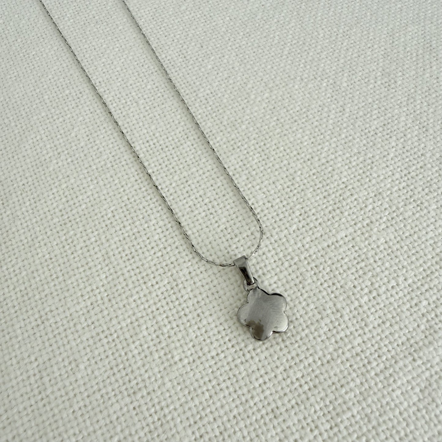 Collier Fleur Argenté